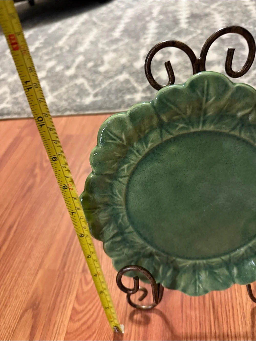 Vintage Holland Mold leaf plate on a bronze stand